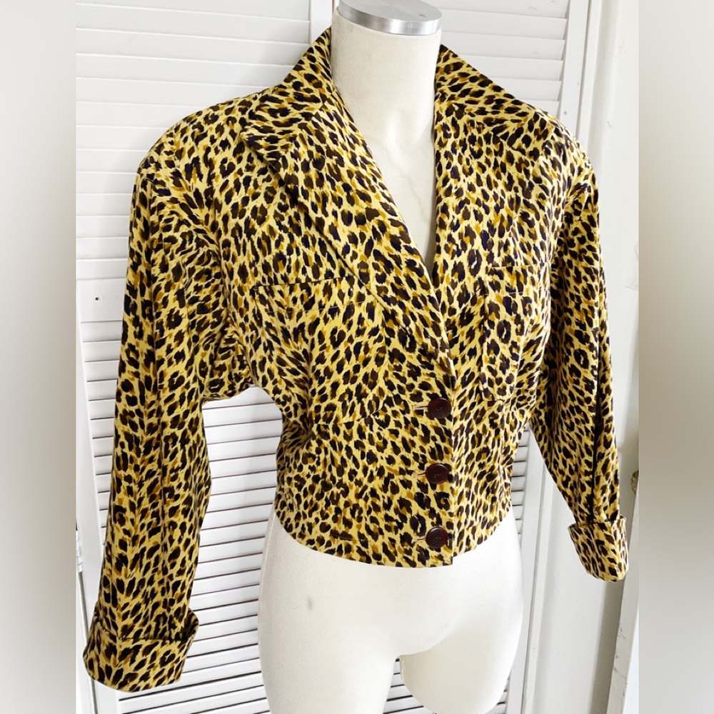 Vintage 80s leopard print cropped jacket by JH Collectibles
